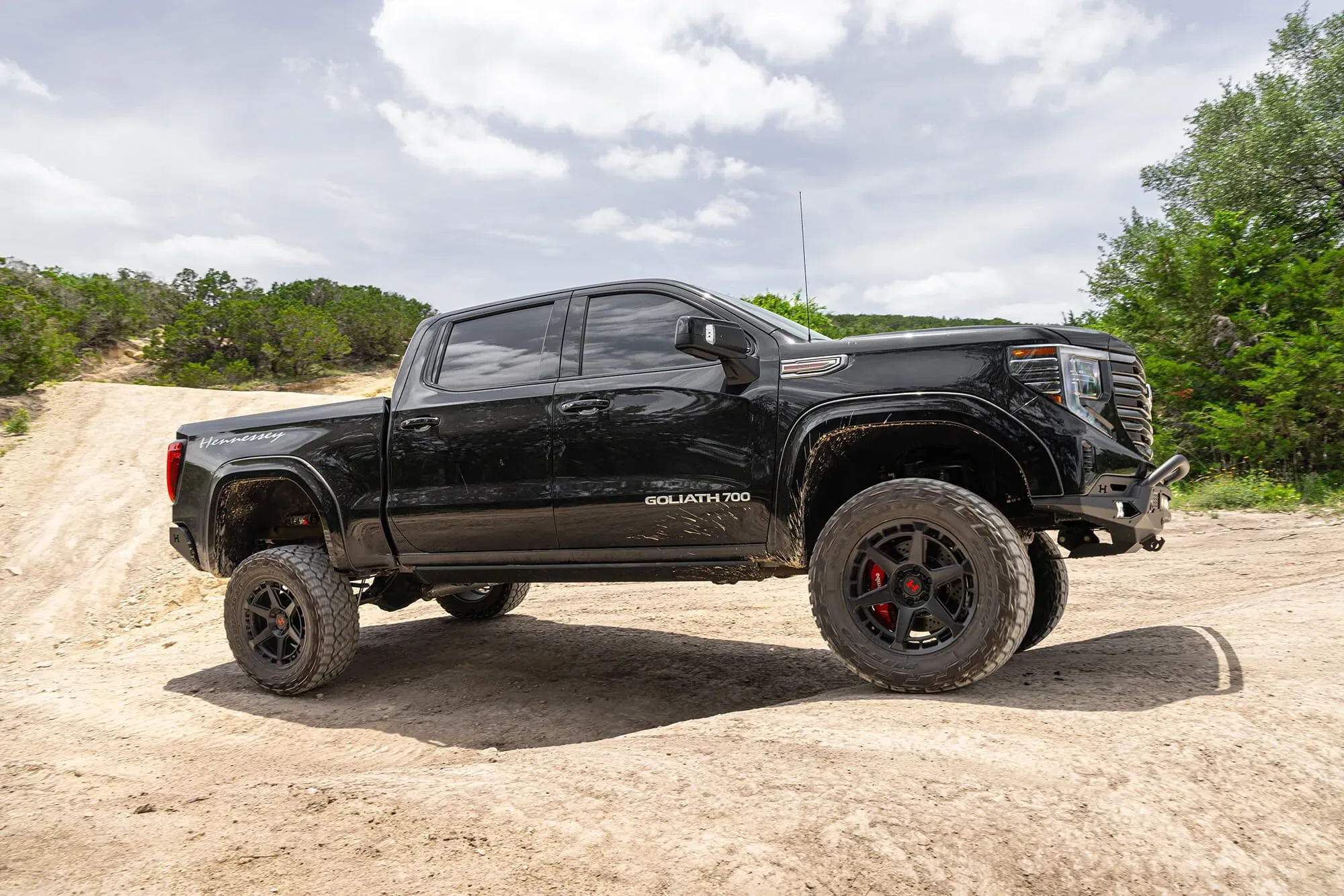 Hennessey Goliath 700